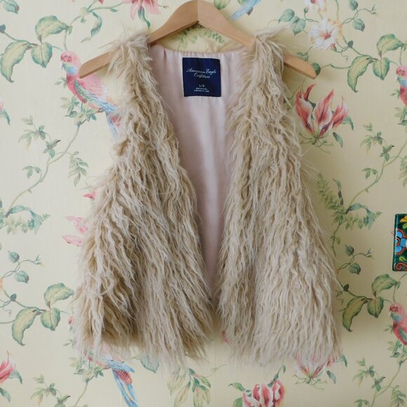 🦅Faux Fur Sherpa Vest 🦔🐾 - Picture 4 of 13
